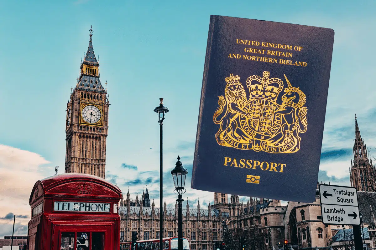Return to the UK with an Expired Passport